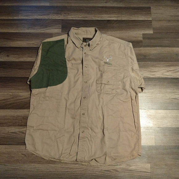 Magellan Sportswear Shooting Shirt - Picture 2 of 4